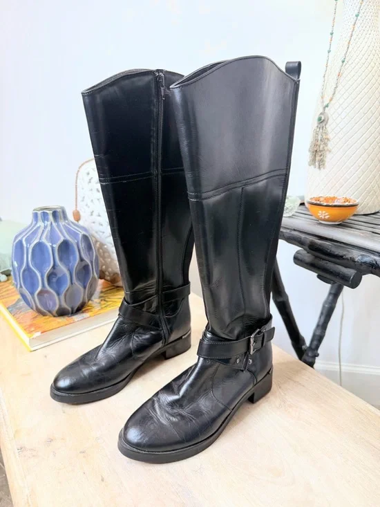 Bandolino Black Knee High Riding Boots Womens 6 Leather Buckle Zip Classic - Picture 3 of 7